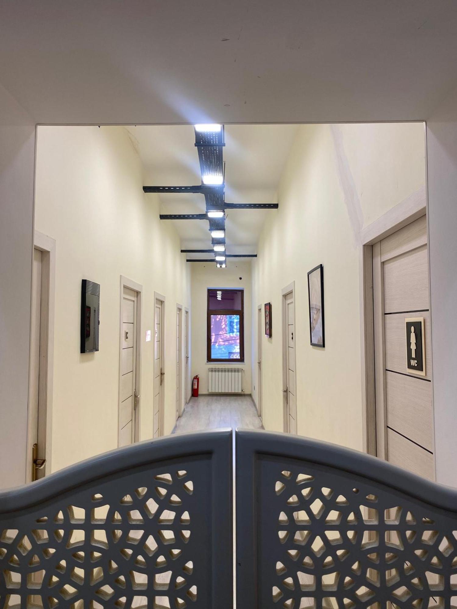 Central Hostel Şǝki Extérieur photo