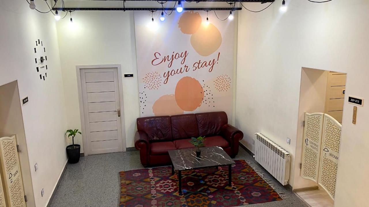 Central Hostel Şǝki Extérieur photo